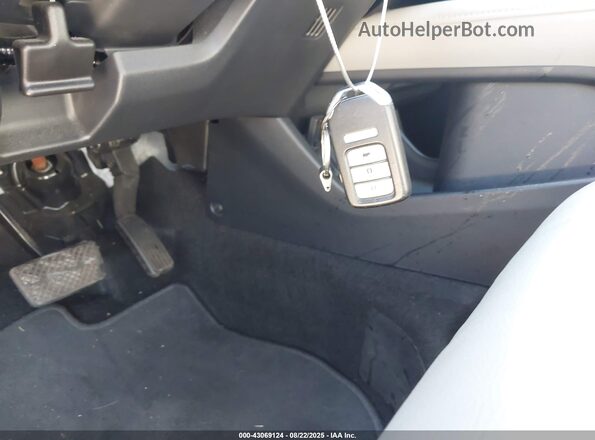 3CZRU6H76JM723201 2018 HONDA HR-V Белый 