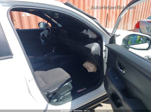 3CZRZ2H53SM728155 2025 HONDA HR-V White Widok wnętrza z przodu