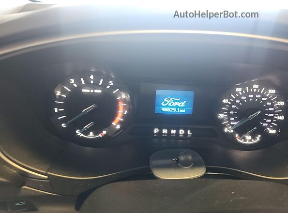 3FA6P0G71JR103976 2018 FORD FUSION  Вид салону спереду