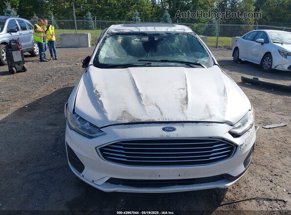 3FA6P0HD0LR255531 2020 FORD FUSION Белый Вид спереди