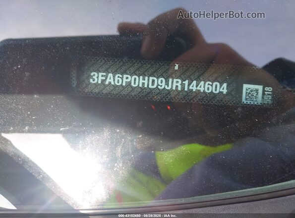 3FA6P0HD9JR144604 2018 FORD FUSION Gray 