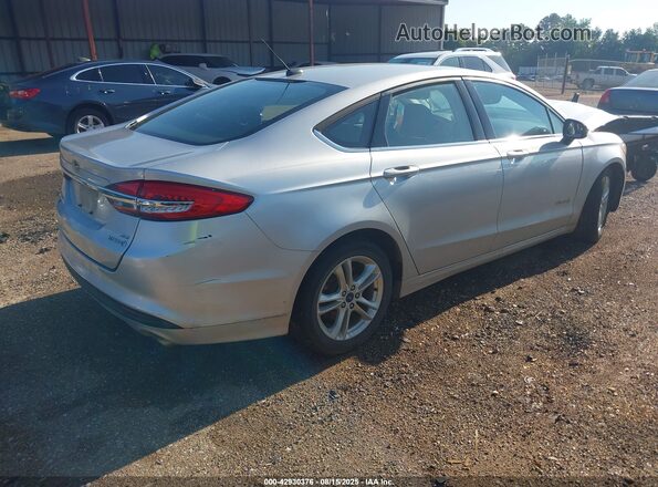 3FA6P0LU0JR128122 2018 FORD FUSION HYBRID Серебряный 