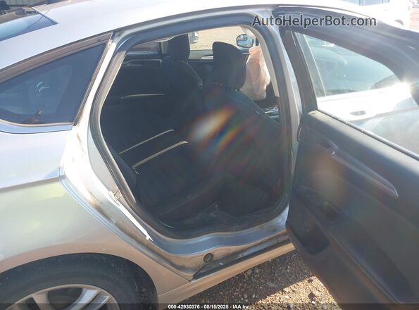 3FA6P0LU0JR128122 2018 FORD FUSION HYBRID Серебряный 