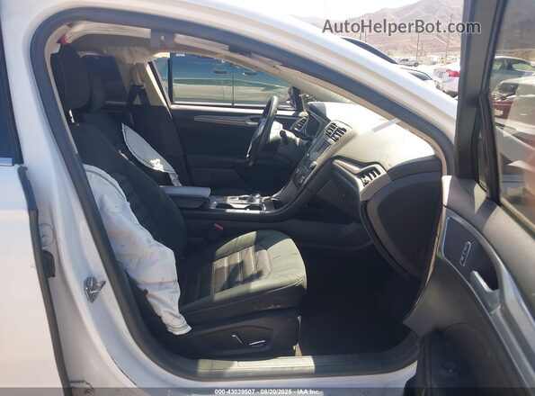 3FA6P0LU5JR249065 2018 FORD FUSION White Widok wnętrza z przodu