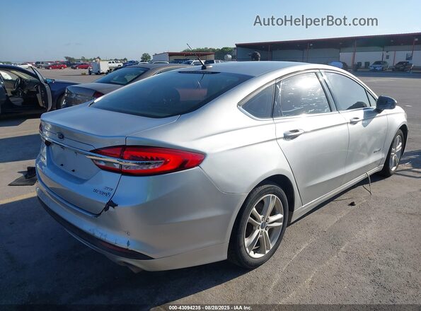 3FA6P0LU8JR191243 2018 FORD FUSION HYBRID Серебряный 