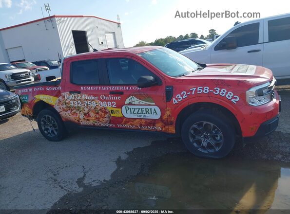 3FTTW8E95NRA12962 2022 FORD MAVERICK Красный Вид задней части салона
