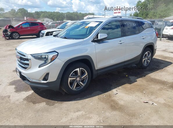 3GKALVEV1LL266944 2020 GMC TERRAIN Серебряный Передняя левая четверть
