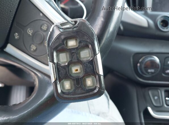 3GKALVEV6LL103271 2020 GMC TERRAIN White Vista del salpicadero