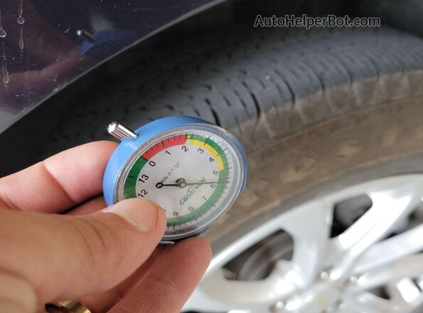 3GNAXHEV7LS547869 2020 CHEVROLET EQUINOX  Вид задньої частини салону