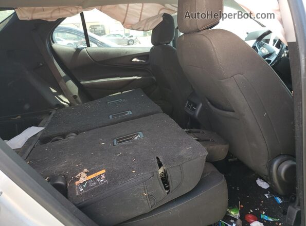 3GNAXJEV2JS642568 2018 CHEVROLET EQUINOX Silver 