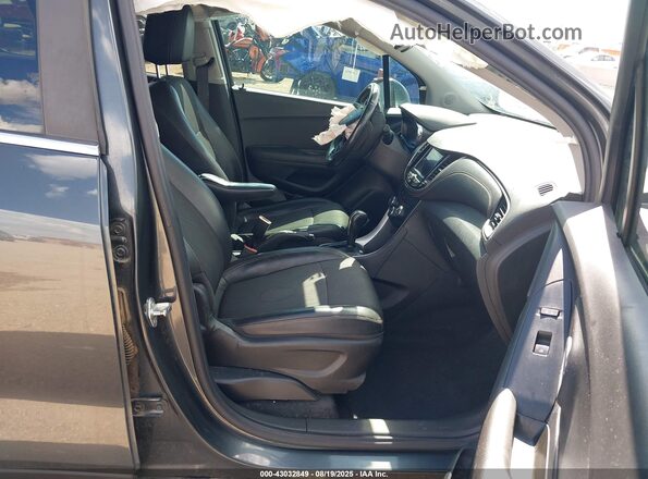 3GNCJLSB9LL183553 2020 CHEVROLET TRAX Gray Front interior view