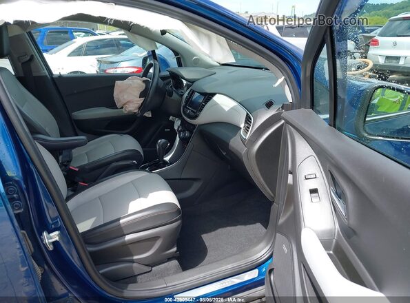 3GNCJRSB2LL216489 2020 CHEVROLET TRAX Blue Widok wnętrza z przodu
