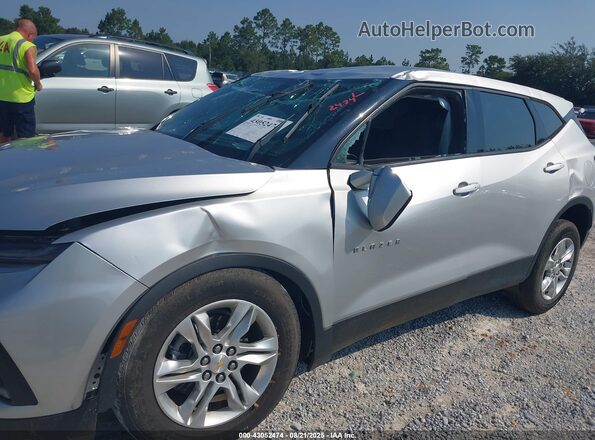 3GNKBBRA7MS561019 2021 CHEVROLET BLAZER Silver წინა ხედი
