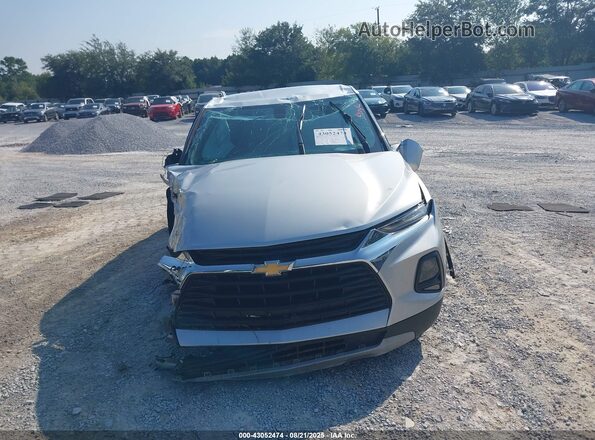 3GNKBBRA7MS561019 2021 CHEVROLET BLAZER Silver ხელსაწყოთა პანელის ხედი