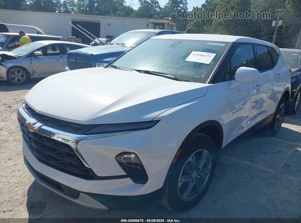 3GNKBCR45SS201681 2025 CHEVROLET BLAZER Белый Передняя левая четверть