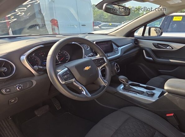 3GNKBHR41MS542009 2021 CHEVROLET BLAZER  Front view