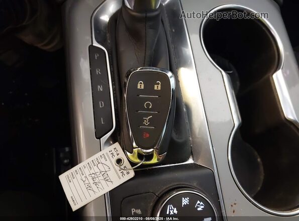 3GNKBHRS3MS517157 2021 CHEVROLET BLAZER Серебряный Вид панели приборов