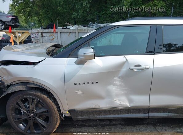 3GNKBKRS5MS574473 2021 CHEVROLET BLAZER Silver Vista frontal
