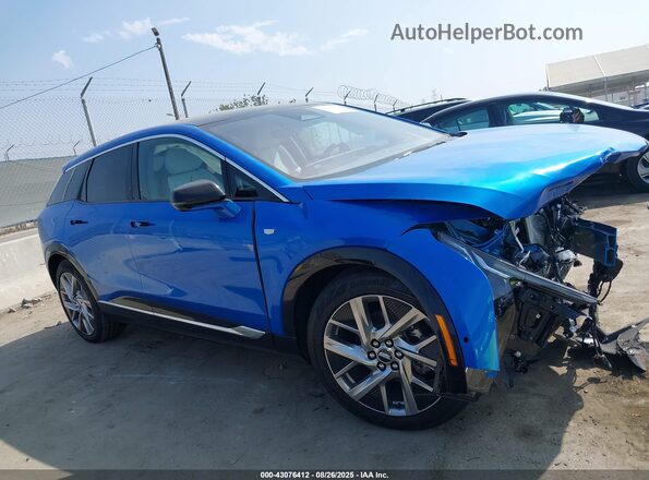 3GYK3BMR3SS236815 2025 CADILLAC OPTIQ Blue Widok wnętrza z tyłu