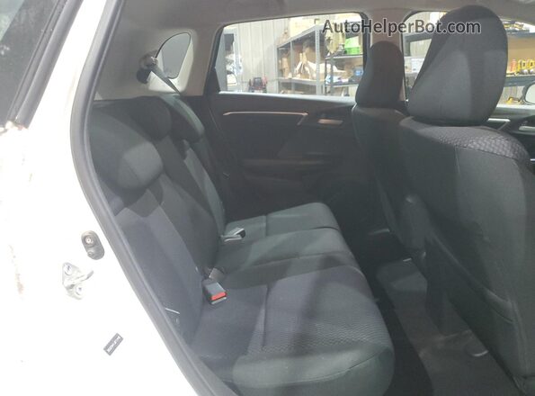 3HGGK5H41JM712448 2018 HONDA FIT Белый 