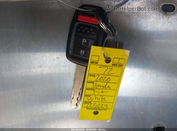 3HGGK5H48LM723224 2020 HONDA FIT White 