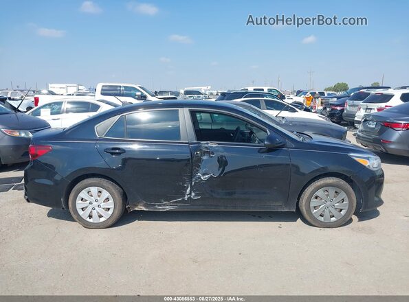 3KPA24AD1LE302903 2020 KIA RIO Black Вид задньої частини салону