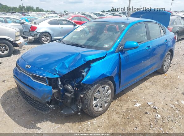 3KPA24AD9ME366219 2021 KIA RIO Blue Вид спереду