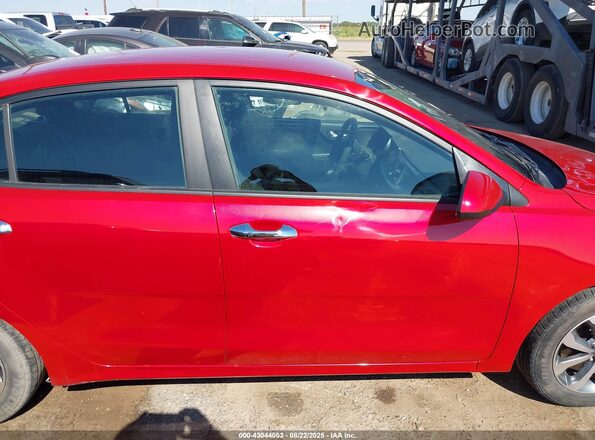 3KPA24AD9ME387216 2021 KIA RIO Red 