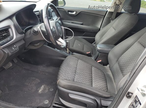3KPA25AB6JE083440 2018 KIA RIO Silver 