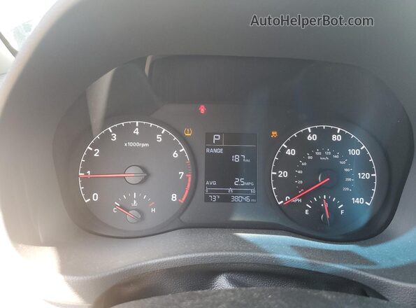 3KPC24A39JE011241 2018 HYUNDAI ACCENT Черный 