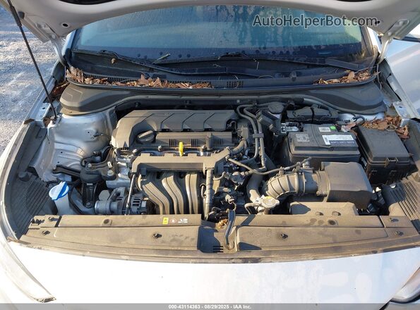 3KPC24A60ME135509 2021 HYUNDAI ACCENT Silver Вид ззаду