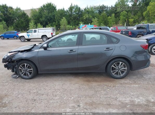 3KPF24AD0PE643074 2023 KIA FORTE Gray 