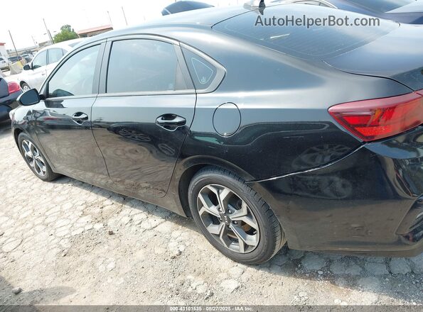 3KPF24AD2ME330555 2021 KIA FORTE Черный 