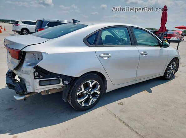 3KPF24AD5LE186739 2020 KIA FORTE Silver Trasero derecho