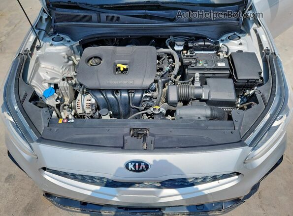 3KPF24AD5LE186739 2020 KIA FORTE Silver Vista interior trasera