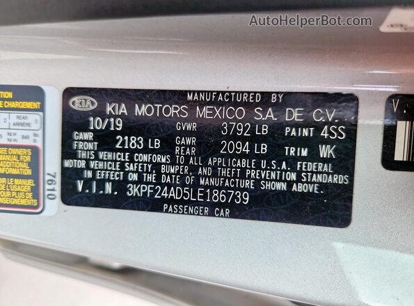 3KPF24AD5LE186739 2020 KIA FORTE Silver Vista del compartimento del motor