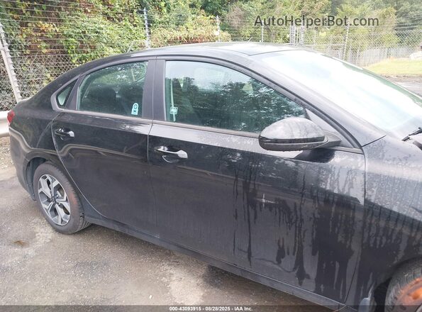 3KPF24AD5ME318626 2021 KIA FORTE Black 