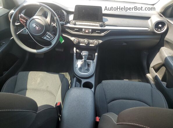 3KPF24AD5ME330582 2021 KIA FORTE Silver 