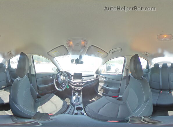 3KPF24AD5ME330582 2021 KIA FORTE Silver 