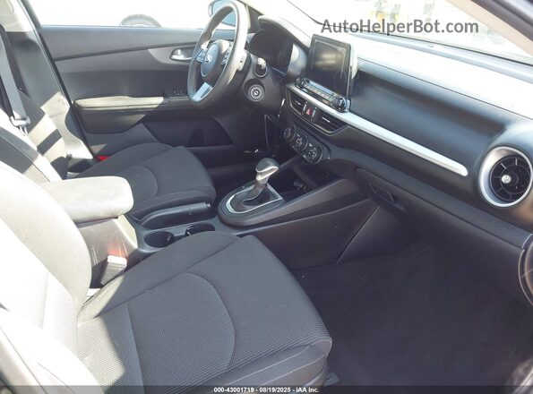 3KPF24AD6LE194400 2020 KIA FORTE Black Widok wnętrza z przodu