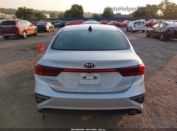 3KPF24AD6ME333099 2021 KIA FORTE Silver 