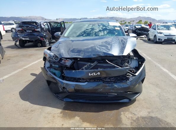 3KPF24AD7RE731185 2024 KIA FORTE Gray წინა ხედი