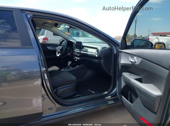3KPF24AD7RE731185 2024 KIA FORTE Gray წინა სალონის ხედი