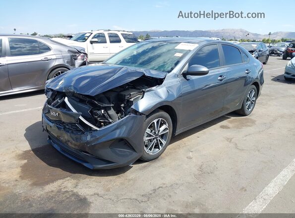 3KPF24AD7RE731185 2024 KIA FORTE Gray წინა მარცხენა ხედი სამი მეოთხედიდან