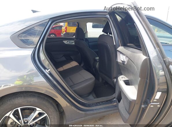3KPF24AD7RE731185 2024 KIA FORTE Gray VIN კოდის სტიკერის ხედი