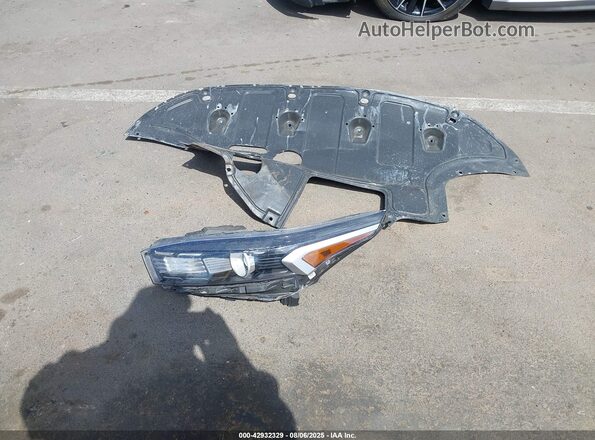 3KPF24AD7RE731185 2024 KIA FORTE Gray ხელსაწყოთა პანელის ხედი