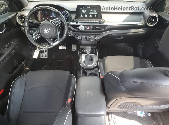 3KPF34AD1ME269003 2021 KIA FORTE Черный 
