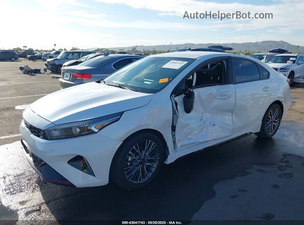 3KPF54AD6PE552947 2023 KIA FORTE White 