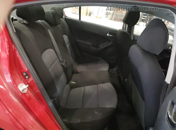 3KPFL4A77JE219616 2018 KIA FORTE Red 