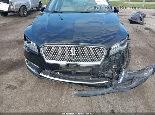 3LN6L5F90JR609879 2018 LINCOLN MKZ Черный 